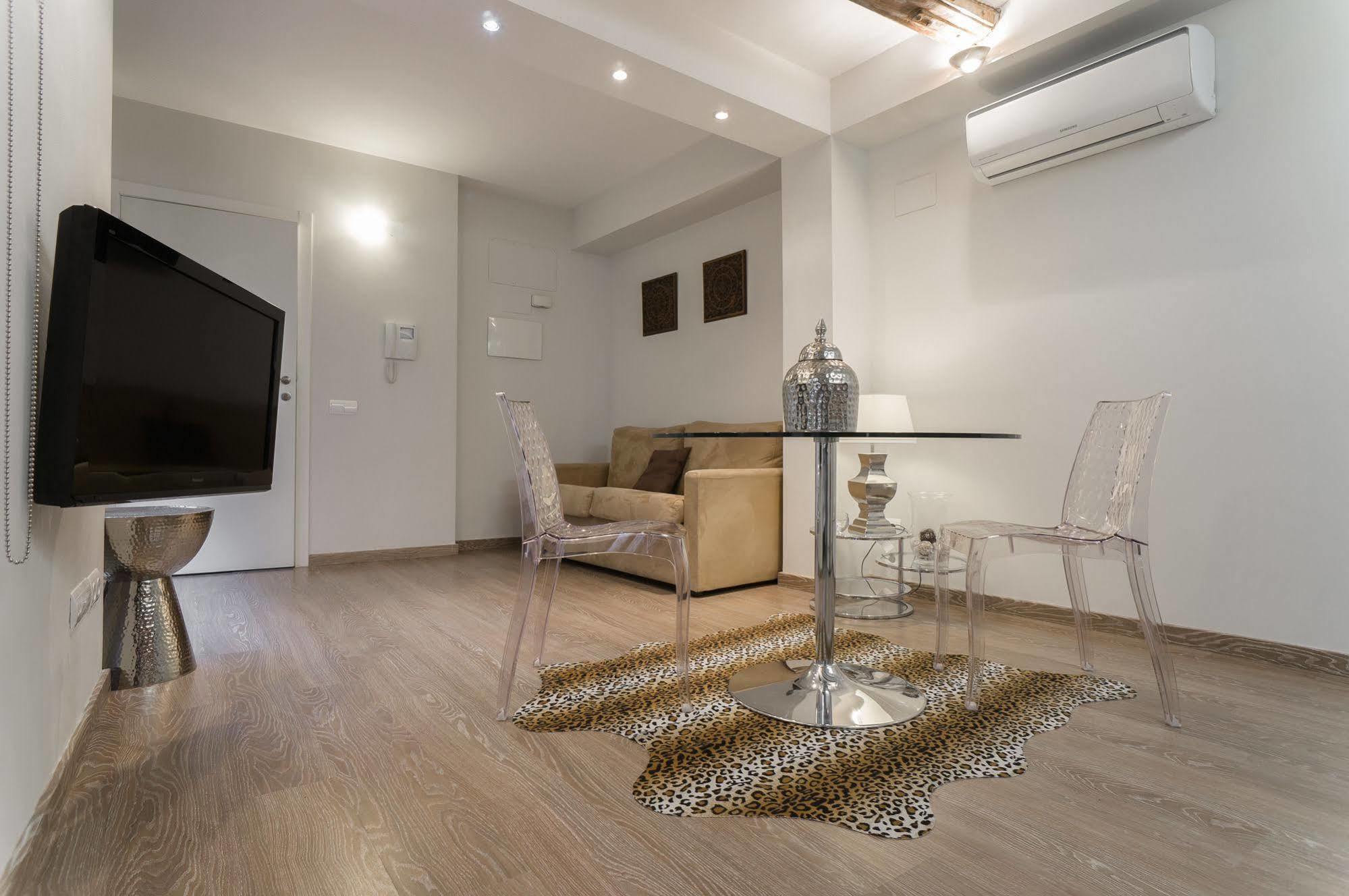 Kirei Apartment Sombrereria Валенсия Экстерьер фото