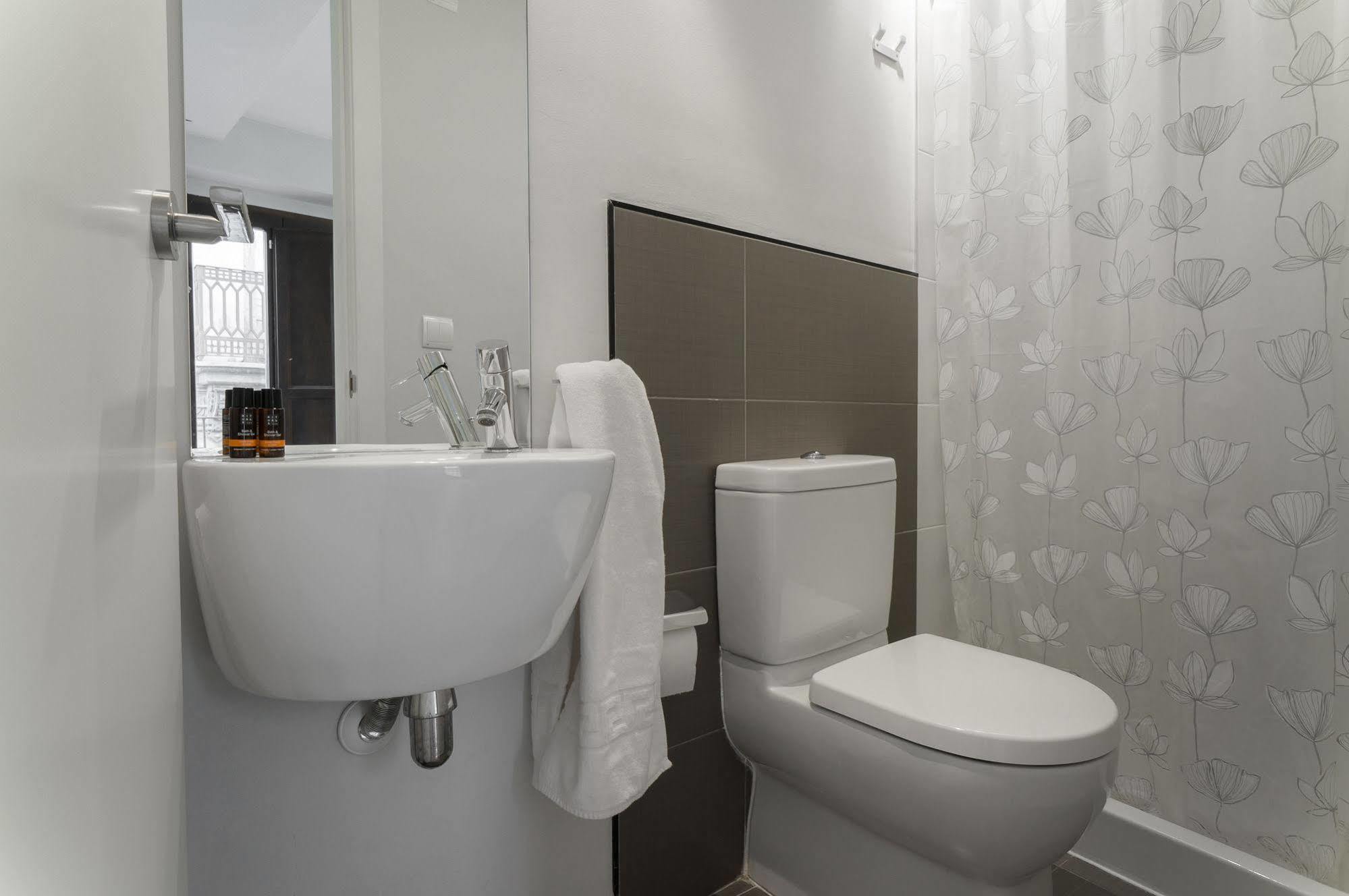 Kirei Apartment Sombrereria Валенсия Экстерьер фото