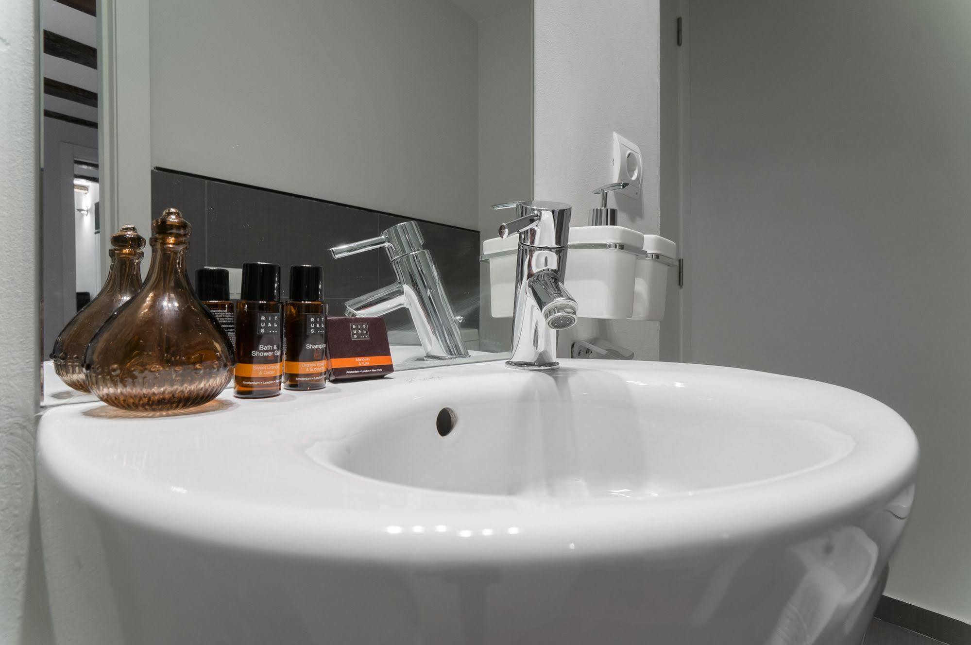 Kirei Apartment Sombrereria Валенсия Экстерьер фото